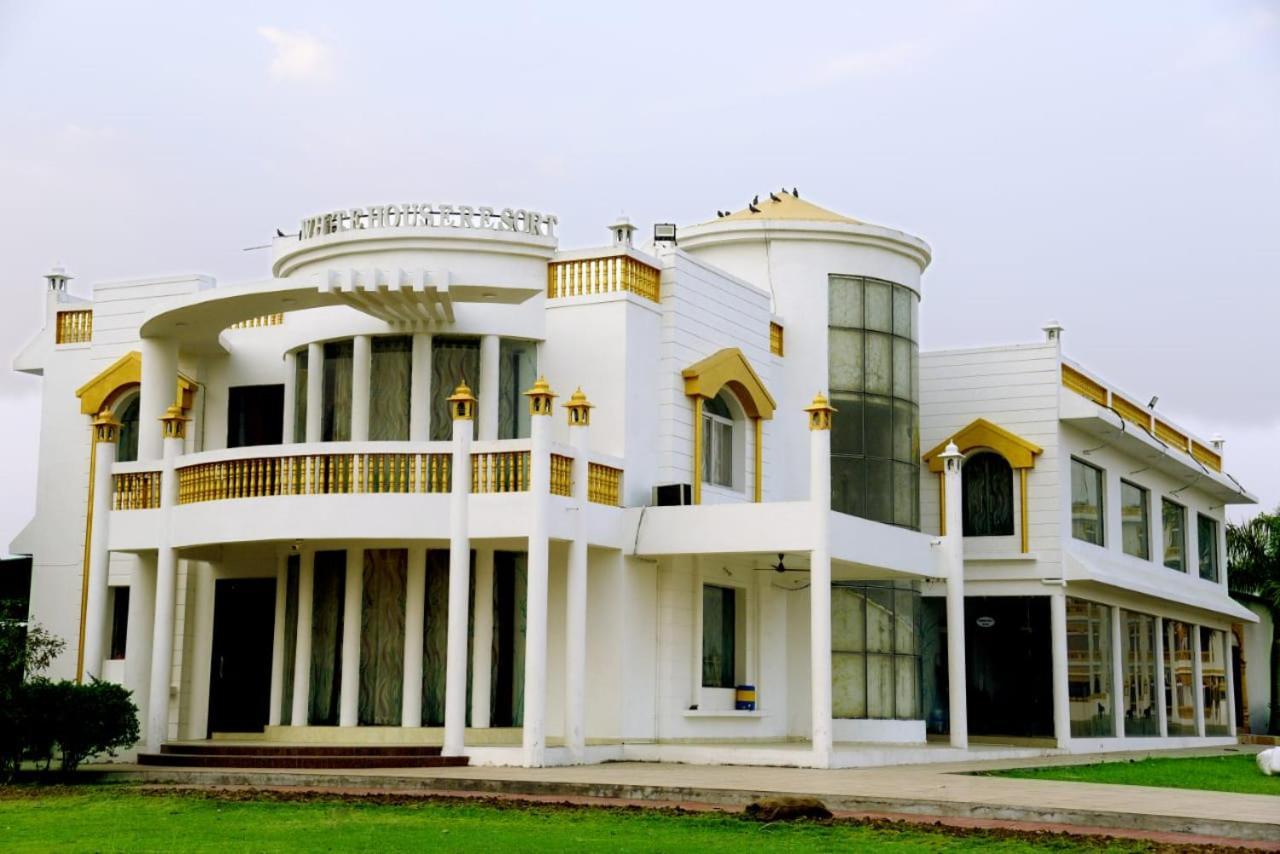 White House Resort Jhalawar Bagian luar foto